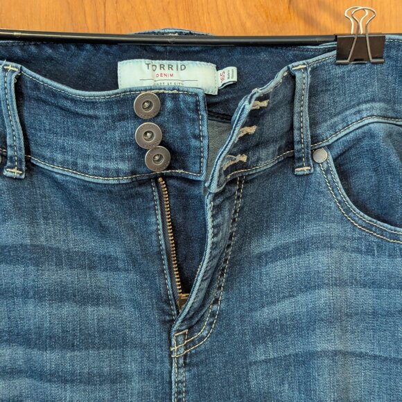 Torrid Jegging High-Rise Skinny Jean (16S) - Picture 8 of 11